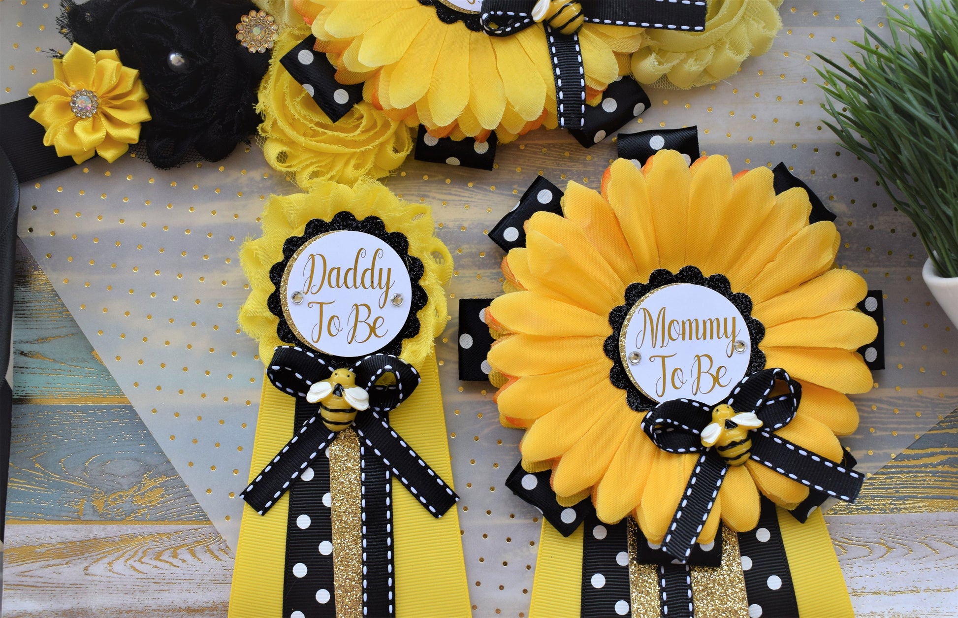 Sunflower Bumble Bee Baby Shower, Yellow Black Flower Sash and Pin, Mommy To Be, Daddy To Be, Sunflower Gender Reveal, Bumble Bee, Custom - Celebrations By Cris