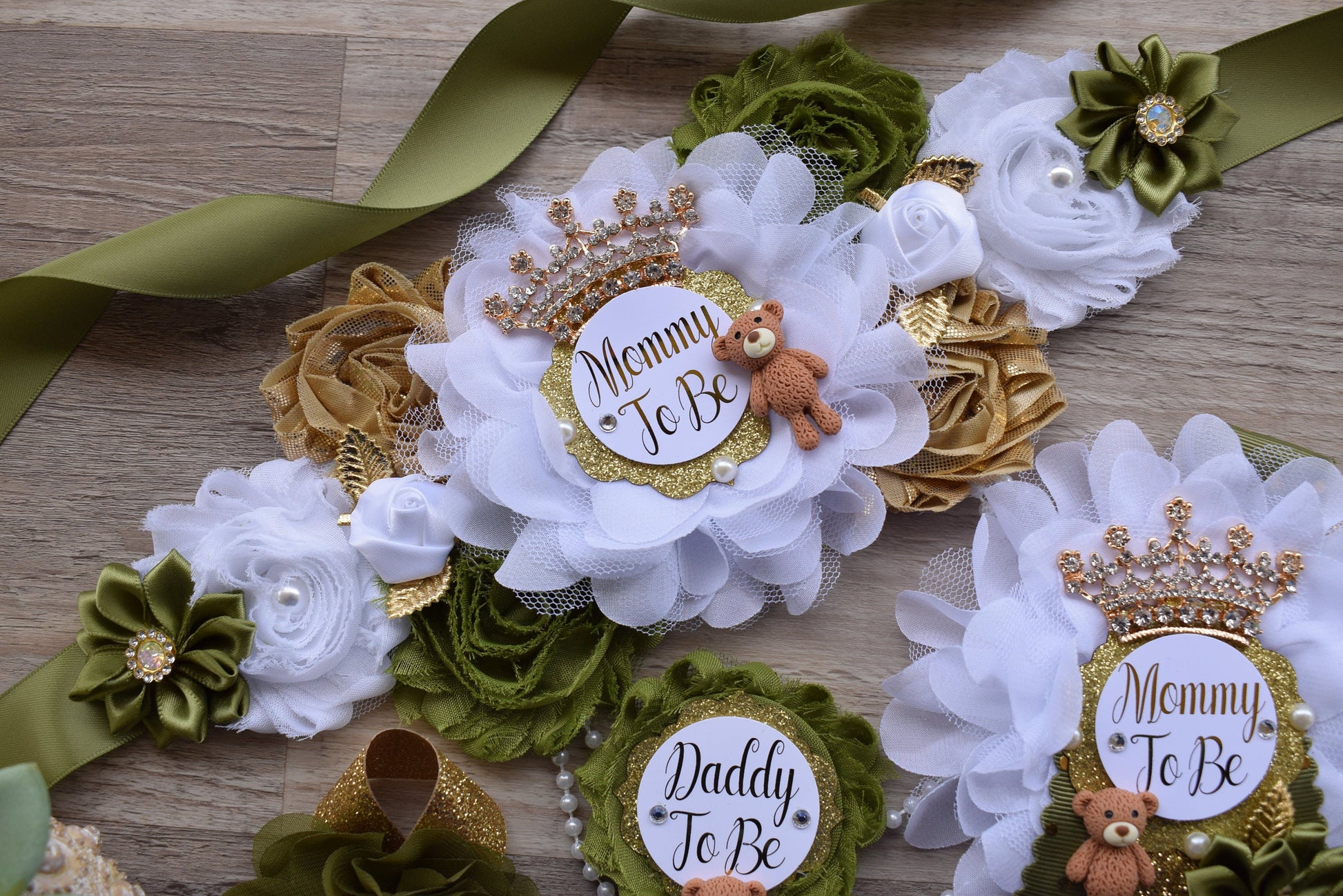 Olive Bear Baby Shower Set, Olive Maternity Sash, Teddy Bear Olive White Gold, Mommy To Be Pin, Daddy To Be Pin, Olive Baby Shower, Custom - Celebrations By Cris