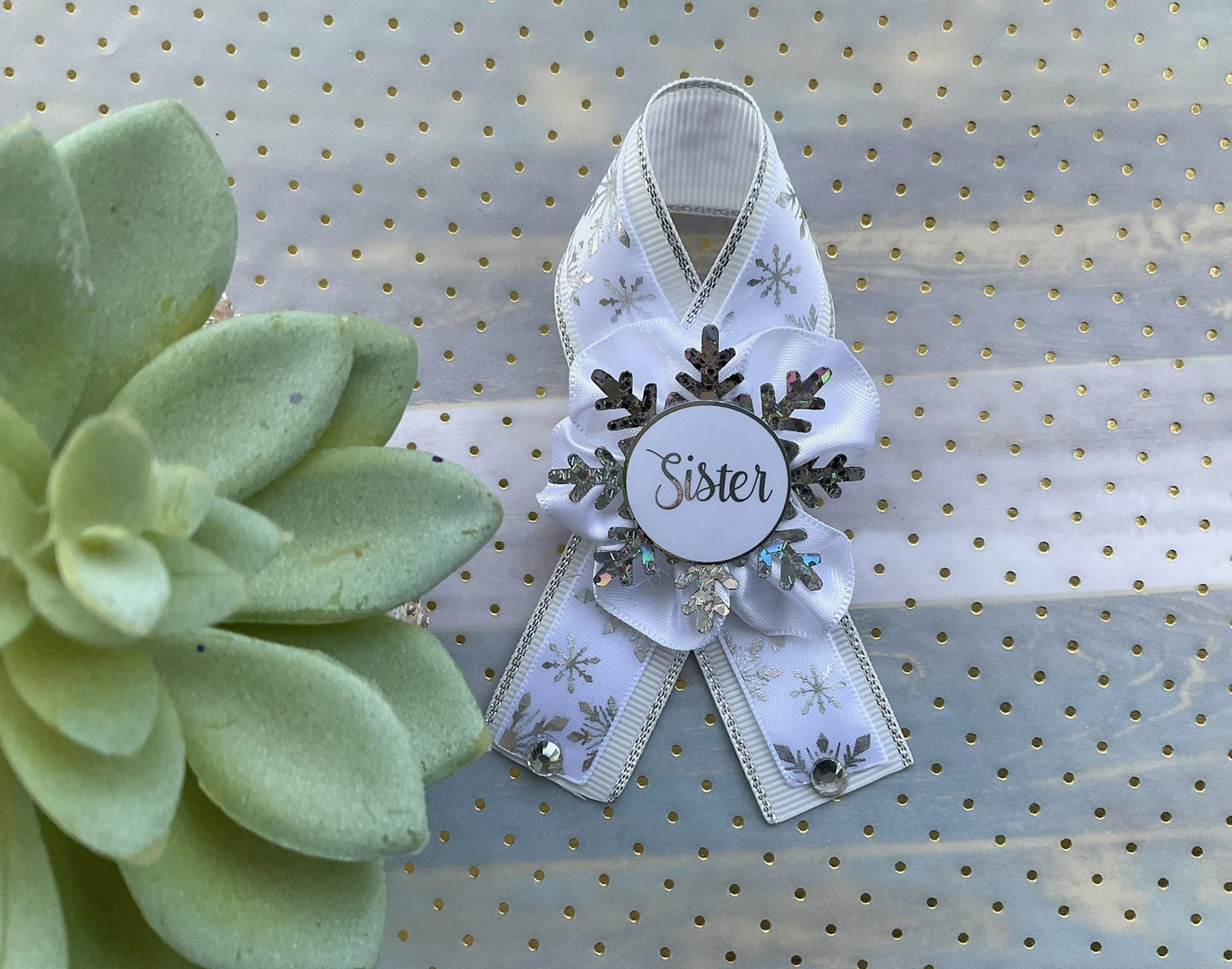 Gender Reveal Snowflake Baby Shower, White Silver Maternity Sash, Snowflake Mommy To Be Ribbon, Daddy To Be pin, Baby Shower Gift, Custom