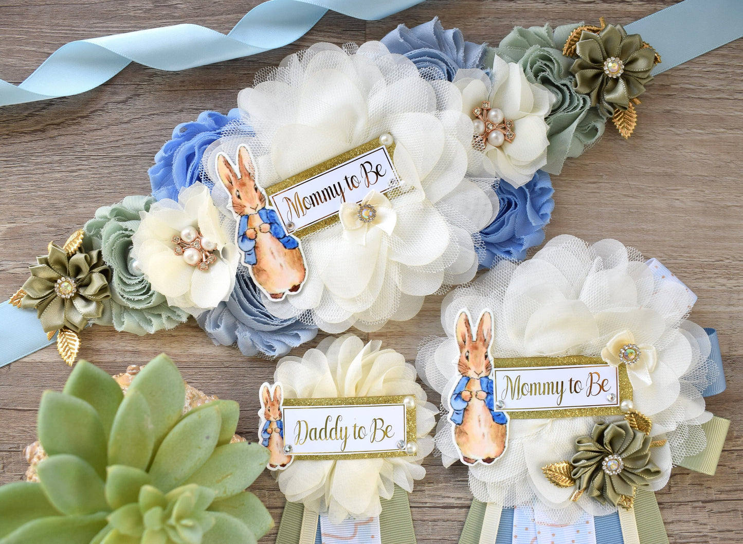 Rabbit Baby Shower, Boy Rabbit Mommy to Be Pin, Blue Green Boy Rabbit Shower, Rabbit Mommy Corsage Pin