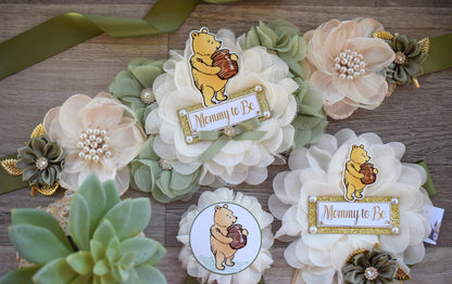 Classic Winnie The Pooh Baby Shower, Winnie the Pooh Mommy To Be Pin, Classic Winnie the Pooh, Winnie the Pooh Mommy and Daddy Pin, Custom