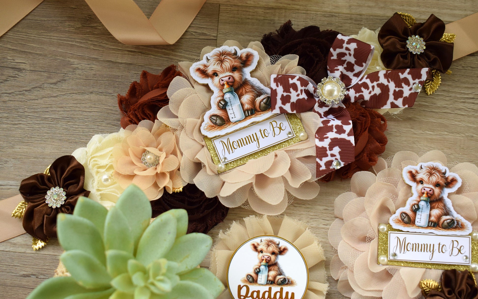 Highland Cow Baby Shower, Neutral Tan Brown Maternity Sash, Gender Reveal Highland Mommy To Be, Daddy To Be Pin, Highland Cow Corsage Pin - Celebrations By Cris